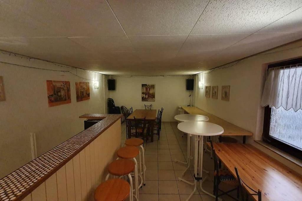 Apartment Dora, Impressionistischen Stil *
